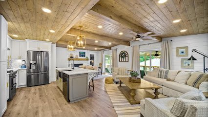 Superior Construction Services logo